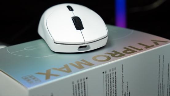 温润如玉暗藏杀招： 3950头号种子雷柏VT1双高速系列游戏鼠标评测(图3)