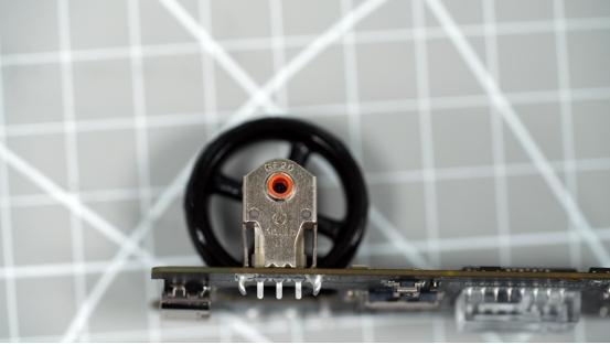 温润如玉暗藏杀招： 3950头号种子雷柏VT1双高速系列游戏鼠标评测(图14)