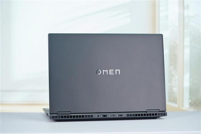 惠普暗影精灵10 2024游戏本评测：为游戏而生的酷睿14代i7-14650HX诚意十足(图3)