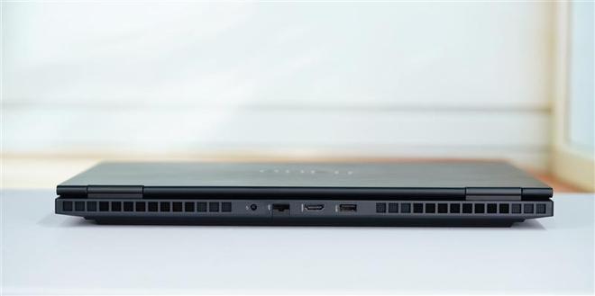 惠普暗影精灵10 2024游戏本评测：为游戏而生的酷睿14代i7-14650HX诚意十足(图4)